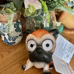 BRAND NEW - all Tags
Delightful little Solar Light ideal for your garden etc. It’s in the lovely shape of a BullPooch doggy 🐕🐾 & it’s adorable! Light weight resin type material & it’s big eyes are the lights 💡💡 Solar panel & on/off switch it’s back.
Approx: 10cm height
See all cute pics. Can post for extra….