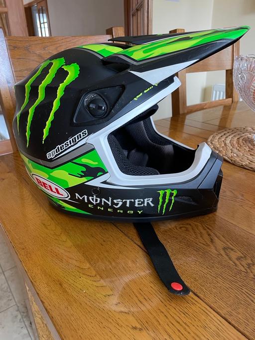 Vehicles South East London West Heath - South East London - Photos for Motor cross Monster Pro Circuit Helmet