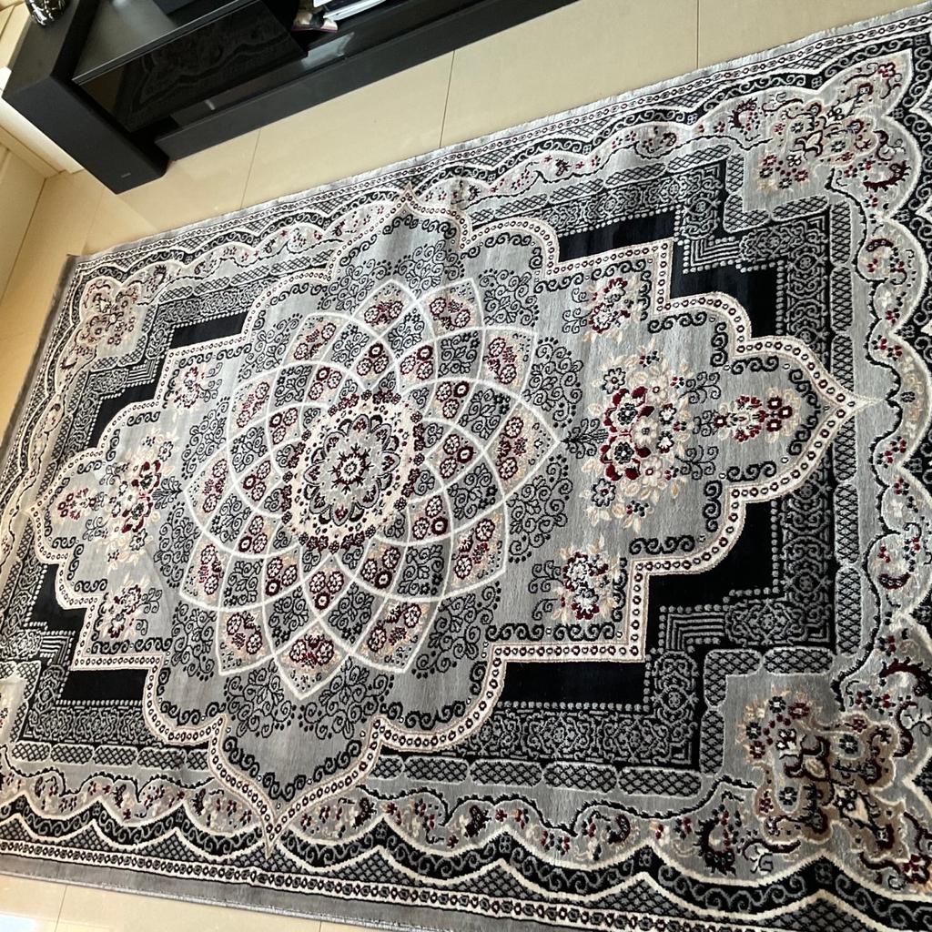 Brand new beautiful luxury Isfahan turkish rugs grey size 230x160cm The finest rugs in Uk
Collection le5