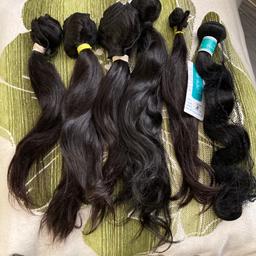 100% human hair 4 is used a few times but is in good condition 1 is brand new
20 inches length
Natural colour