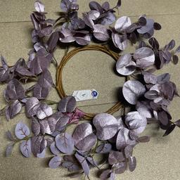 Decor wreath
Collection from B29 4ef