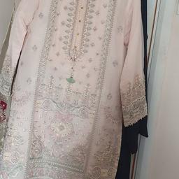 sadabahar organza 3 piece suit , peach colour, embroidered all over the top and scarf, trousers has detailing aswell.worn once for a few hours, very good condition .bought for £60 ,open to offers.