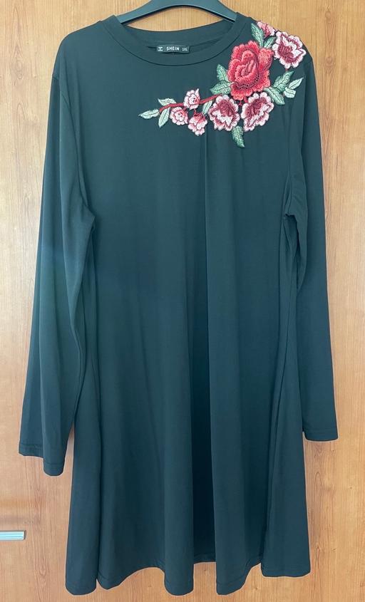 Buy & Sell Essex Thurrock - Essex - Photos for Shein Flower Embroidery Black Dress-Size 1XL