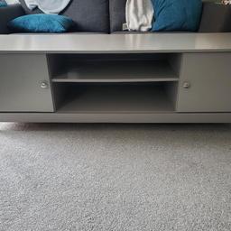 Grey TV unit.
In really good condition but does have minimal wear as shown in the picture.
Comes from a pet and smoke free home.