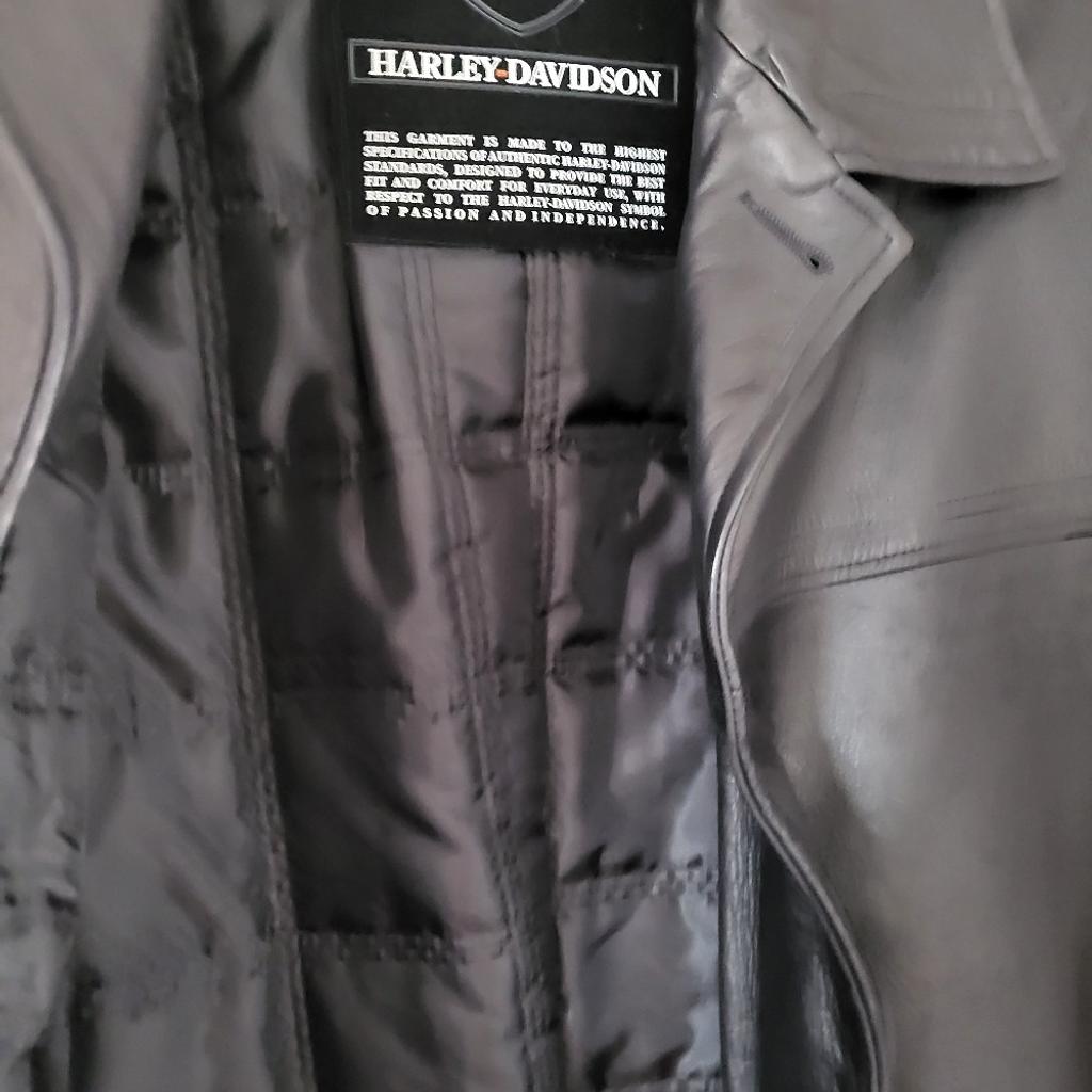 Harley Davidson long leather coat only been worn a couple off times
Cost £600 when new
COLLECTION ONLY