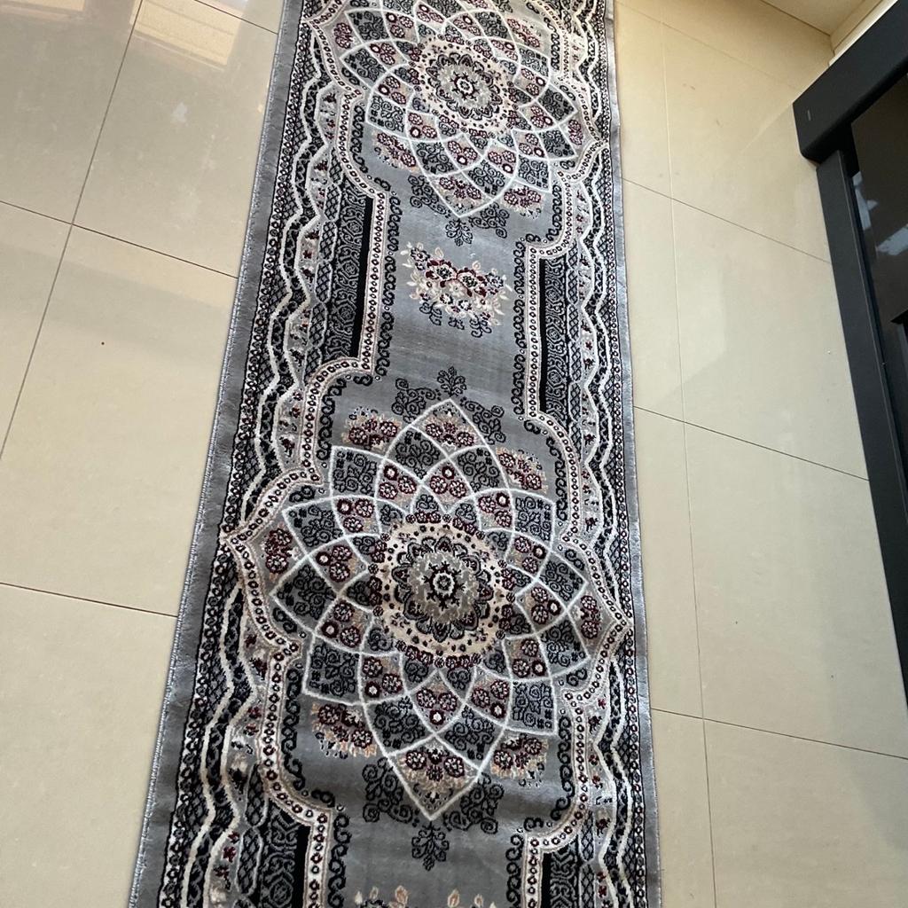 Brand new luxuries isfahan turkish long runner Grey size 300x80cm
Collection le5