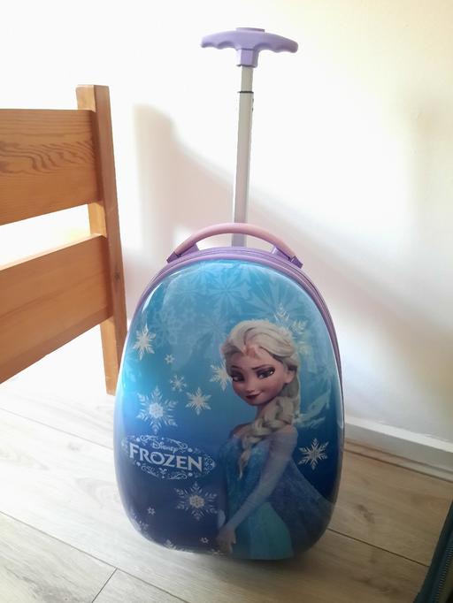 Buy & Sell Ealing Greenford - UB5 - Photos for frozen suitcase