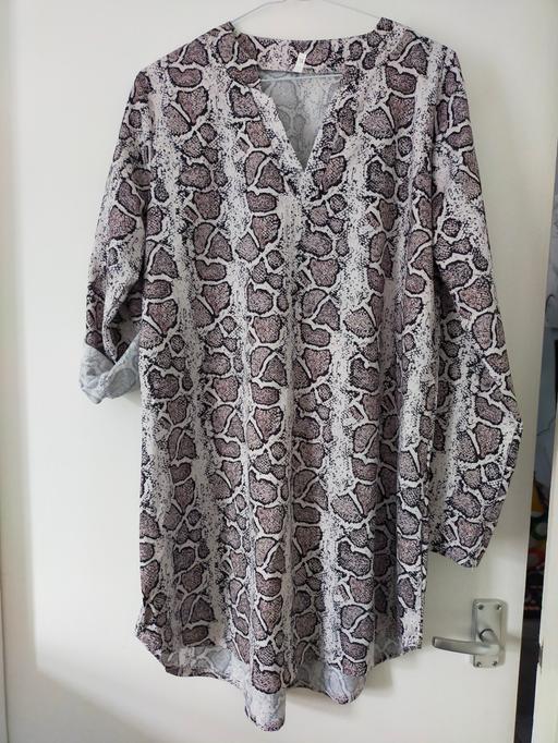 Buy & Sell West Midlands Sandwell - Photos for ladies snake print shirt dress