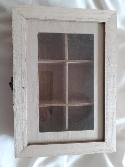 Buy & Sell Worcestershire Bromsgrove - Photos for Wooden Divider Storage Box