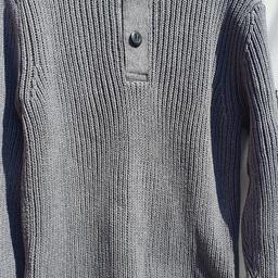 A nice thick grey jumper in size Small but will possibly fit medium as its stretchy. Very good condition.

Comes from a smoke and pet free home
Any questions welcome
Check out my other items too