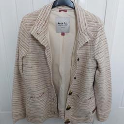Lovely ladies jacket 
From Weird Fish
Says size 12 but more like a size 10
Great condition