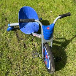 Razor 360 degree rip rider trike in good used condition.
Collection only from Wednesbury.
I have 2 of these. Great fun to keep the kids busy in the holidays!