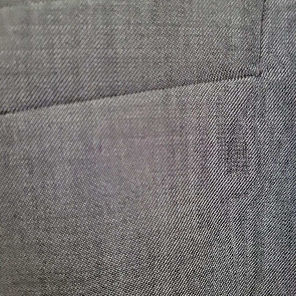 grey suit worn for 2 hrs. cost £240. wanting £30 pick up thorne