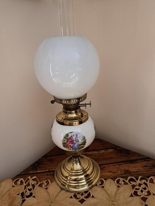 Buy & Sell West Midlands Dudley - Photos for Vintage oil lamp***REDUCED ***