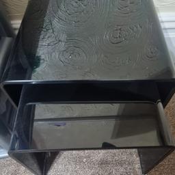 3 different sizes coffee table. used very good condition.