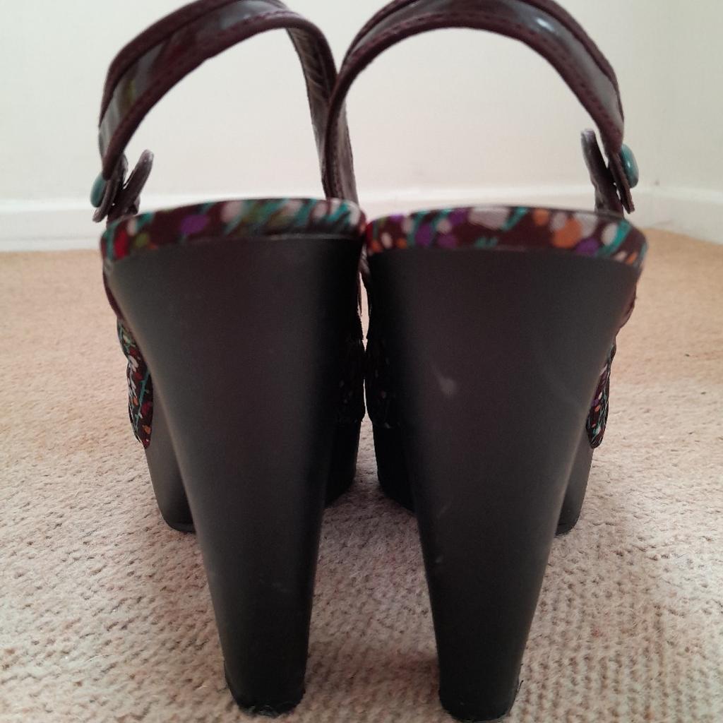 rocket Dog heel shoes, sling back, peep toe style, excellent condition worn once, burgundy colour, with box