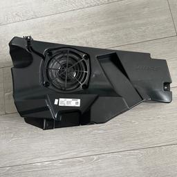 Audi TT bose subwoofer. Part number  SubWoofer part number - 8J8 035 382A Removed from a Audi TT MK2 8J if you need any more information please let me know 
#Audi #AudiTT #Bose #Speakers #Audispeaker #Bosespeakers