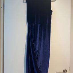 Asos Club L Asymmetrisches Damen Samtkleid Blau/ Größe M/ keine Mängel / 1 mal getragen/ siehe Tragefoto/ Neupreis 55,90€