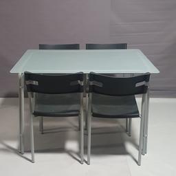 Used Glass Dining Table and 4 Chairs

🔶Used🔶

Table size H75, D60, L125cm

🔶Check our other items🔶