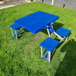 ex con camping table folds away