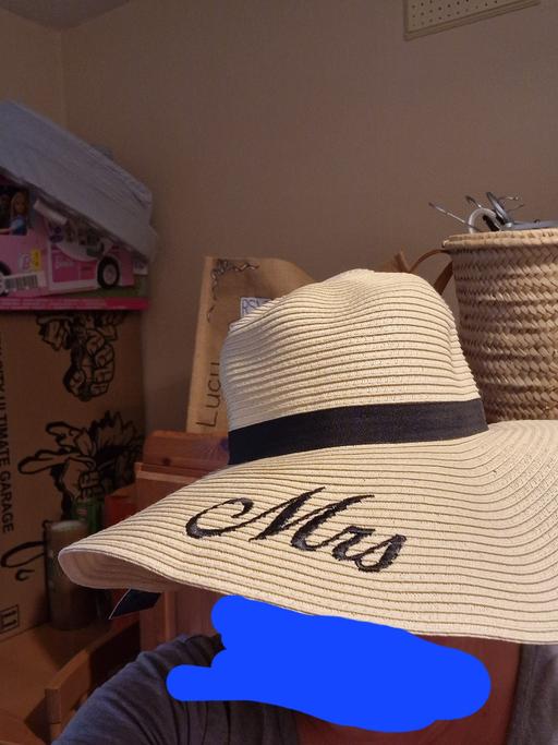 Buy & Sell South East London Southborough - South East London - Photos for Mrs Sun hat