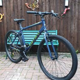 This is an NEW, ex demonstration Carrera Parva so in great condition and fully serviced, replacing all cables, tyres, brakes etc ....
.
It has;
27.5 inch Ultralite, All Terrain Tyres.
Quick Release, Ultralite Alloy Wheel's.
An Ultralite Alloy Frame.
Ultra-Wide handle bars.
Front & Rear Tektro V brakes.
21 Speed "Rapid Fire", Automatic gears.

This bike has been completely Serviced to ensure that it rides as good as new!