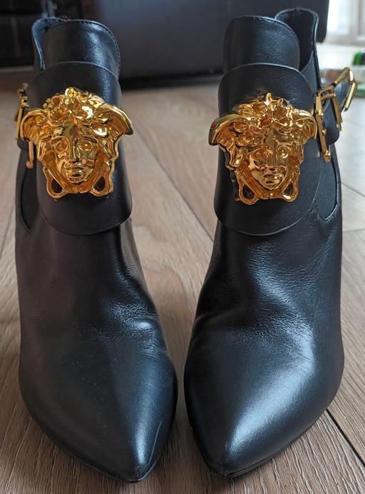 Buy & Sell Essex Thurrock - Essex - Photos for Versace Medusa Head Leather Booties 39/6