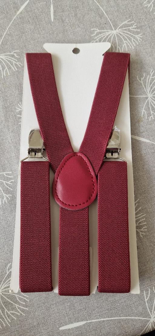 Buy & Sell East London Goodmayes - East London - Photos for Boys burgundy braces