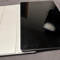 Samsung Tablet
Wurde nur 1x verwendet, wurde dann weggeräumt - wegen umstieg auf apple

Keine gebrauchsspuren 
Mit Schutzhülle