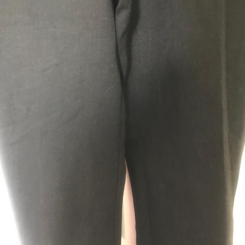 💥💥 OUR PRICE IS JUST £2 💥💥

Preloved boys school pants in charcoal

Age: 14-15 years
Brand: George
Condition: like new hardly used

All our preloved school uniform items have been washed in non bio, laundry cleanser & non bio napisan for peace of mind

Collection is available from the Bradford BD4/BD5 area off rooley lane (we have no shop)

Delivery available for fuel costs

We do post if postage costs are paid For

No Shpock wallet sorry