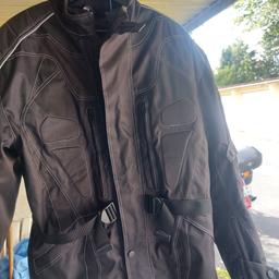 verkaufe motorrad textil Jacke herren xl 2x mal getragen wie neu