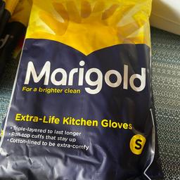 Brand new Marigold gloves in Size Small
Small x12

Price for each. Collection B44