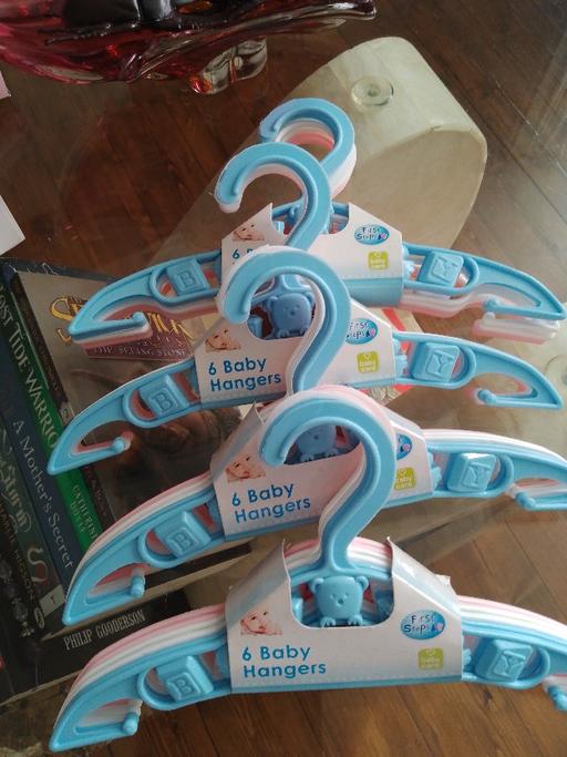 Buy & Sell West Midlands Sandwell - Photos for First steps hangers 4x6 pks