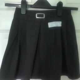 💥💥 OUR PRICE IS JUST £2 💥💥

Preloved girls school skirt in grey

Age: 5-6 years
Brand: M&S 
Condition: like new hardly used

All our preloved school uniform items have been washed in non bio, laundry cleanser & non bio napisan for peace of mind

Collection is available from the Bradford BD4/BD5 area off rooley lane (we have no shop)

Delivery available for fuel costs

We do post if postage costs are paid For

No Shpock wallet sorry