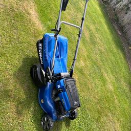 Hyundai petrol rear roller mower for this lush stripes in the lawn,has electric start comes with charger,used it once put in garage got it out this year amd won’t start so it’s a easy fix maybe new fresh petrol and a spark plug,just want rid can’t be asked to do myself grab a bargain,worth £550 will take £200