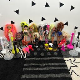#summersale X10 Fantastic condition of LOL OMG collection of dolls
With accessories.
