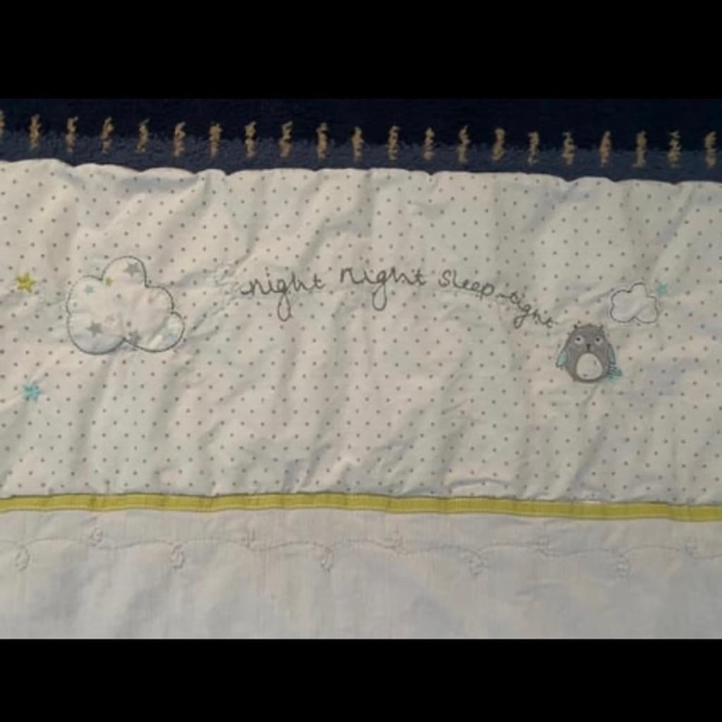 Silver cloud counting sheep quilt for baby cot. Very good condition. Soft quilt with lovely design on front. Smoke free home. Other matching items available too in other listings - curtains, light cover, changing mat, blanket and musical mobile.