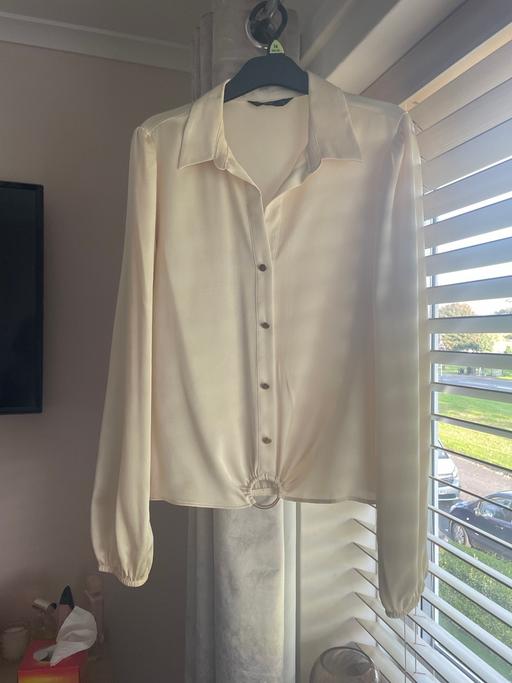 Buy & Sell Northumberland Seghill - Northumberland - Photos for Womens cream/ goldy blouse