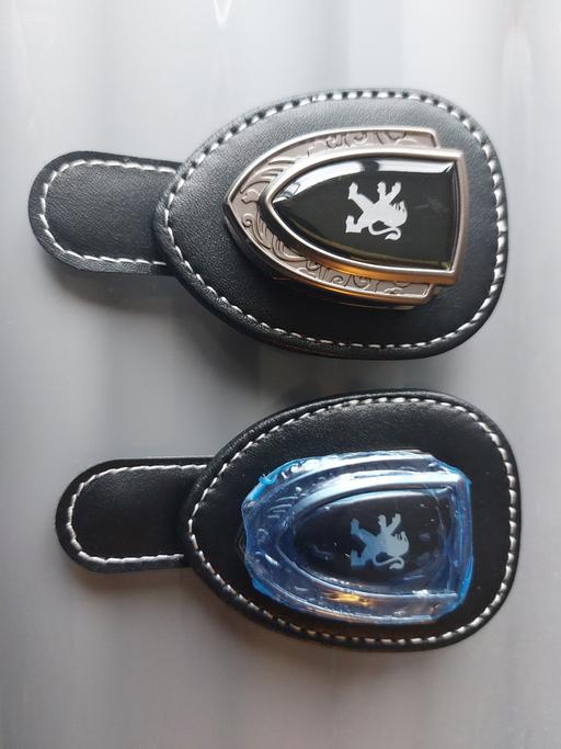 Vehicles West Midlands Birmingham - Photos for pair of Peugeot sunvisor clips