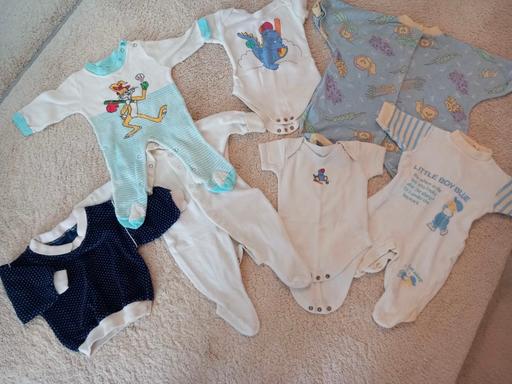 Buy & Sell Surrey Guildford - Photos for Assorted newborn baby clothing items