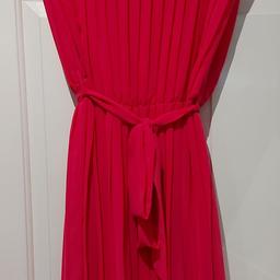never worn, beautiful pink pleated belted dress size 14