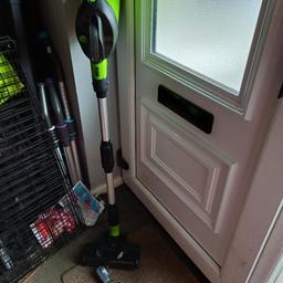 G tech pro 2 pet cordless stick type vacuum cleaner with powered brush head in very good working order can be seen working cost £200 from Amazon will accept £50 NO OFFERS DARWEN BB3 0DU