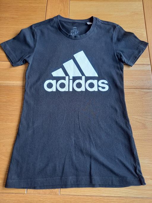 Buy & Sell Essex Basildon - Photos for Womens Adidas t-shirt