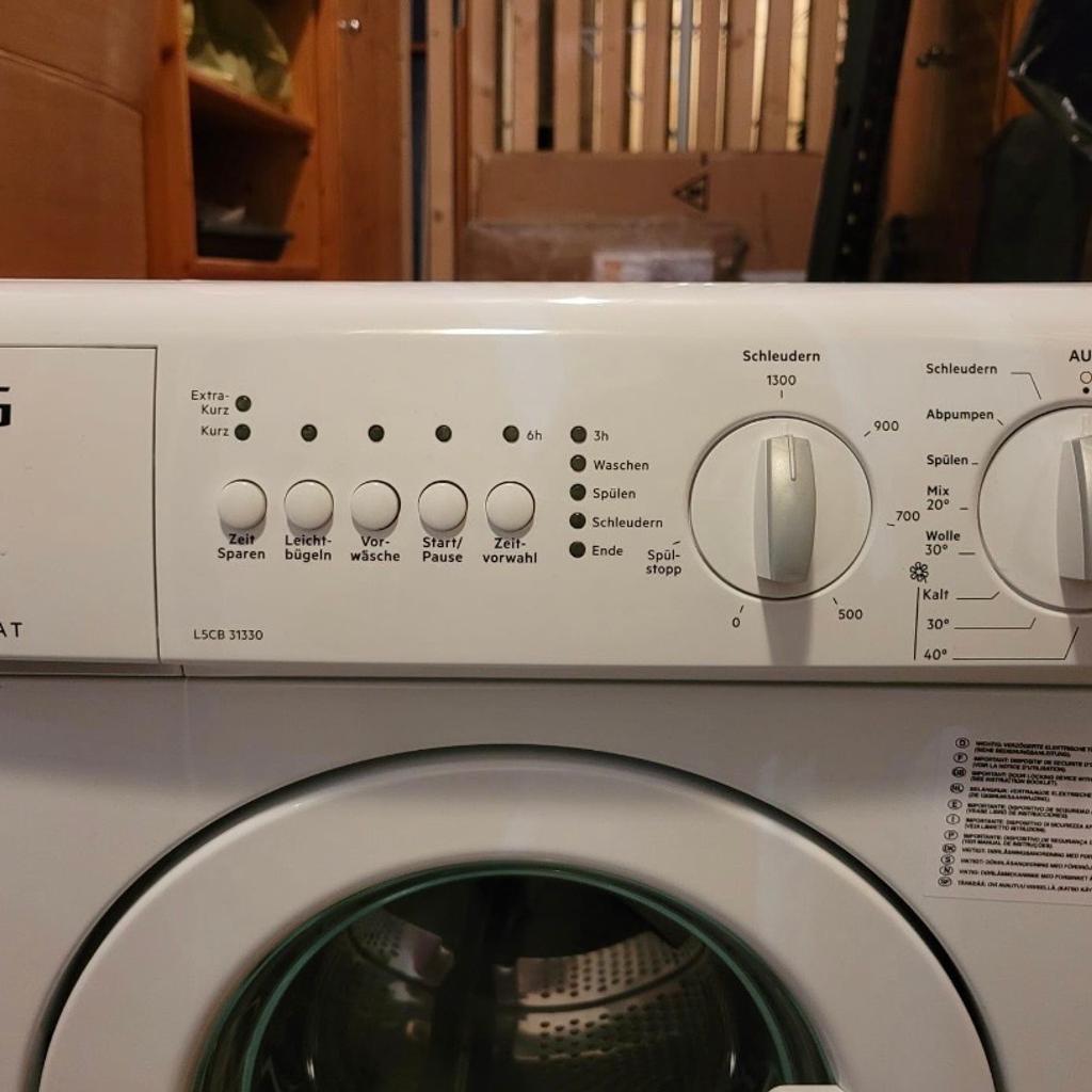 AEG L5CB31330 Waschmaschine 3kg - extra slim für wenig Platz (67 x 49,5 x51,5) - wurde im Dezember 2022 gekauft, NP war 648,00. Foto der Rechnung vorhanden. Maschine wurden 2x verwendet, ist also wie neu!