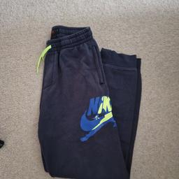 Hi

Selling these fab boys Nike Jordan Jogging Bottoms size Junior XL Age 13-15. RRP £45. 

Still in good condition with plenty of wear left in them still. Navy colour. 2 side pockets.

very comfy to wear.

Grab a fantastic bargain now 

Comes from non smoking and pet free household

 Please see my other items aswell

 Thanks