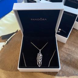 Pandora floating pendant necklace

Comes In original box

Colour silver S925ale

Paid £80

Collection or can be posted !!!