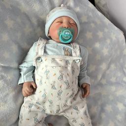 Reborn doll. Been very well looked after. Weighted to around 7.5lbs and also has the movable head like a real baby. Collect only