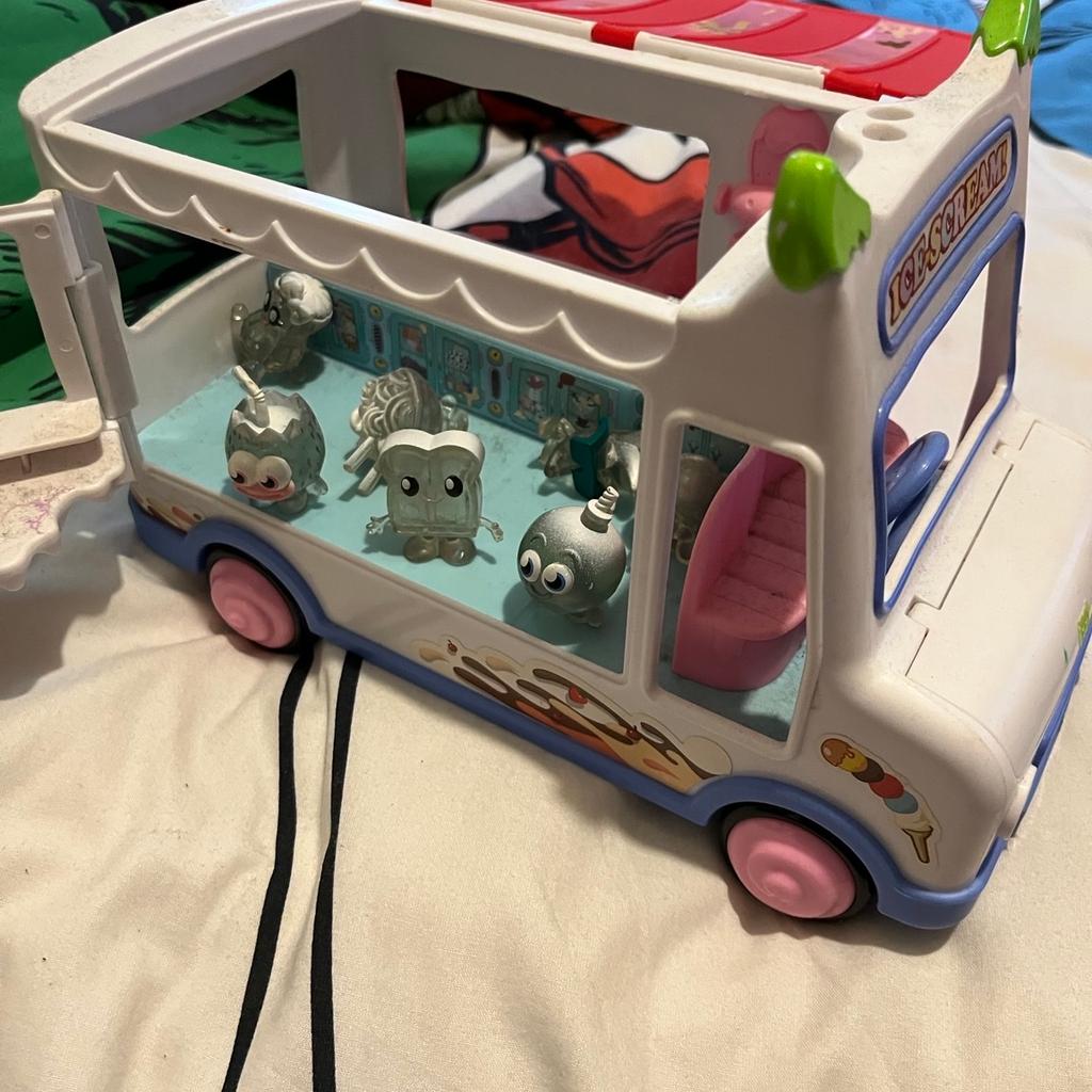 Moshi monsters ice cream truck in SM5 London für 5,00 £ zum Verkauf