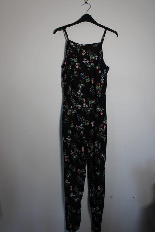 Buy & Sell Surrey Spelthorne - Photos for Black Strappy Summer Floral Jumpsuit