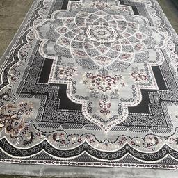 Brand new beautiful luxury Isfahan turkish rugs Colour grey size 300x200cm 
Collection le5